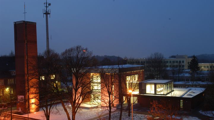 Das Medienhaus des Bistums Münster - die ehemalige Bonifatiuskirche in Münster - ist Sitz des dialogverlages.