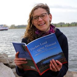 Christina Hanenberg, Autorin des Buches „Flaches Land und weiter Himmel“
